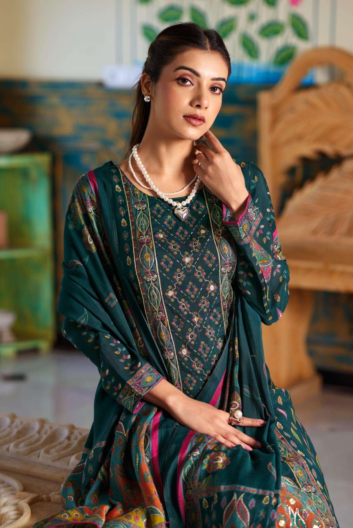 HUSNIYA by MUMTAZ ARTS